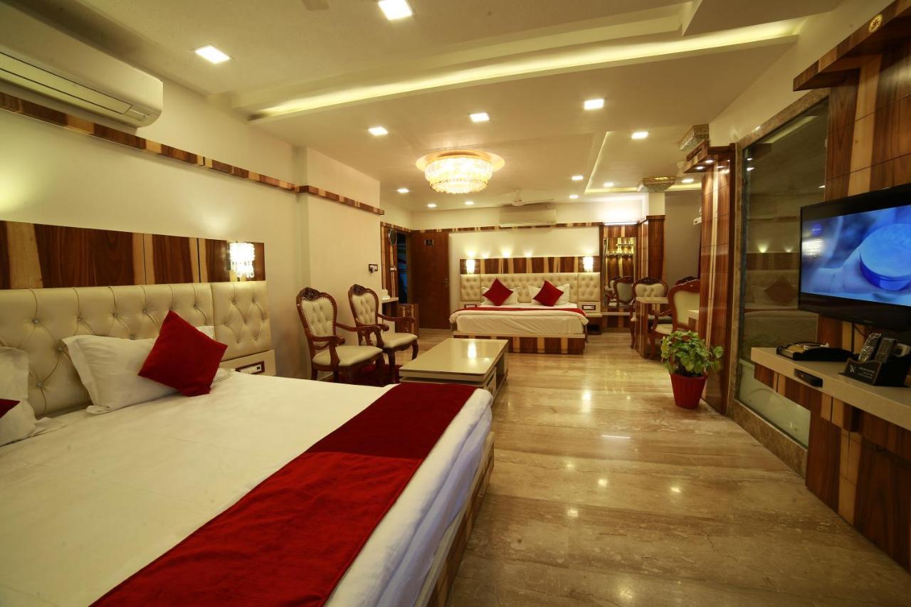 Hotel Sheratone Mount Âbû Extérieur photo