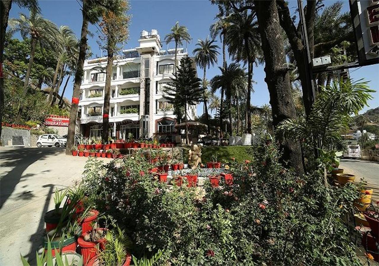 Hotel Sheratone Mount Âbû Extérieur photo